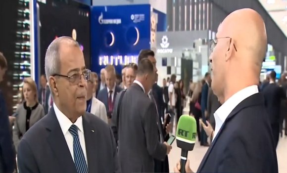 الجزائر-روسيا: آفاق واسعة لتطوير التعاون في مجال الصناعات الصيدلانية والحديد والصلب