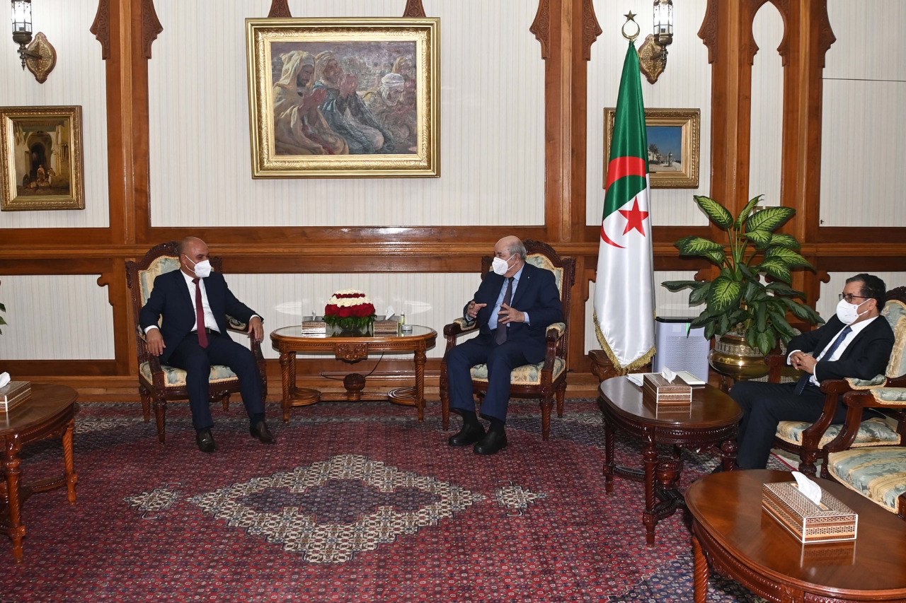 رئيس الجمهورية يستقبل رئيس حزب جبهة الحكم الراشد
