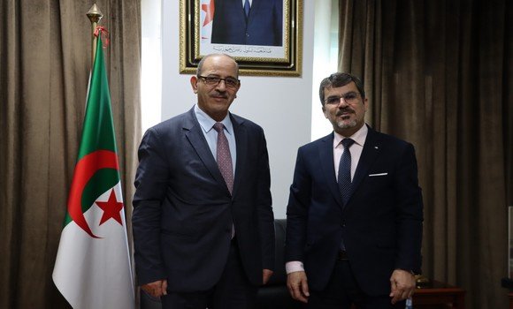 تأمين مهنيي القطاع وعتادهم محور لقاء بين السيد بداني مع الرئيس المدير العام للشركة الوطنية للتأمين