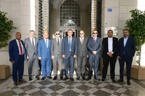 وفد برلماني يتنقل إلى المسيلة لتقديم التعازي لعائلة الطفلة التي هاجمتها كلاب ضالة