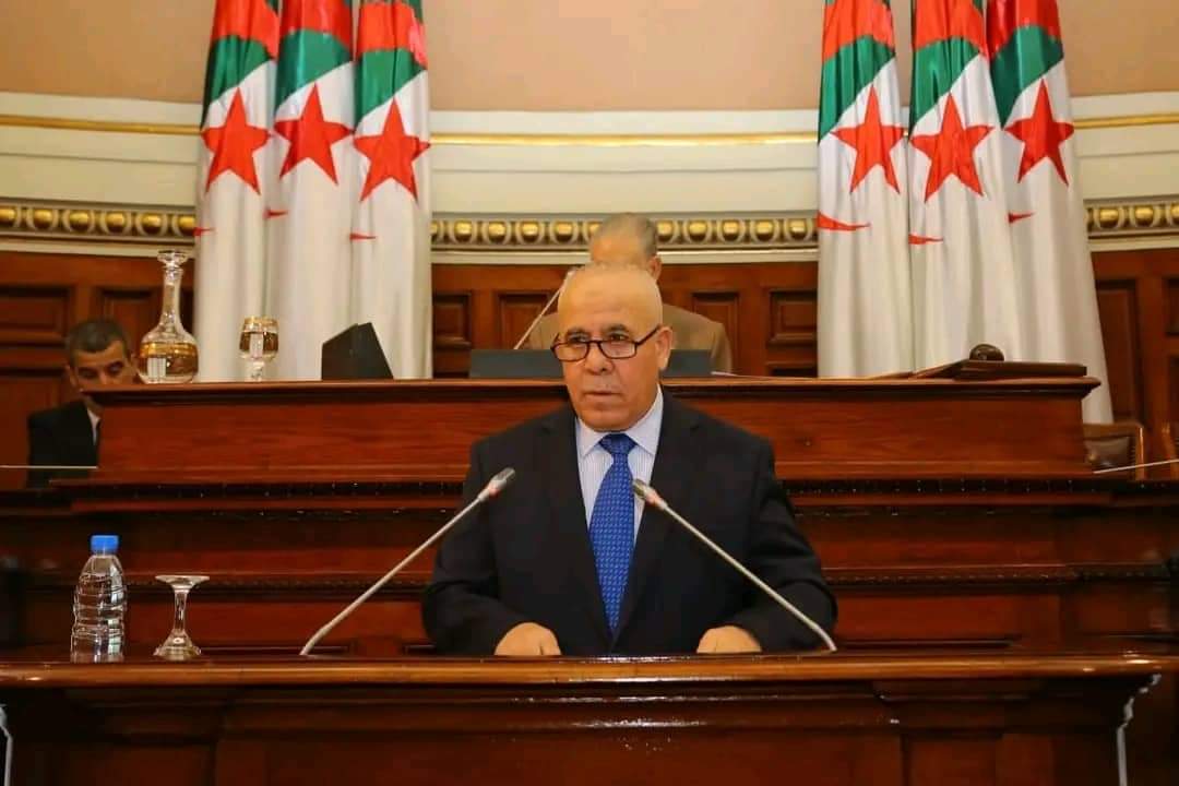 يوسف شرفة:في جلسة عامة امام أعضاء مجلس الأمة
