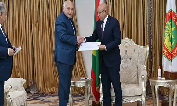 عطاف يسلم رسالة خطية من رئيس الجمهورية لنظيره الموريتاني